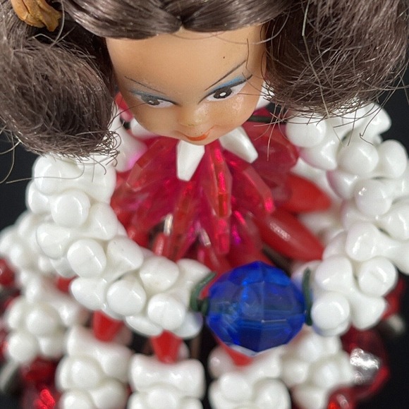 Vintage Tramp Art Doll Head Beaded Safety Pin Girls Blue Red Dress Display - Picture 9 of 16